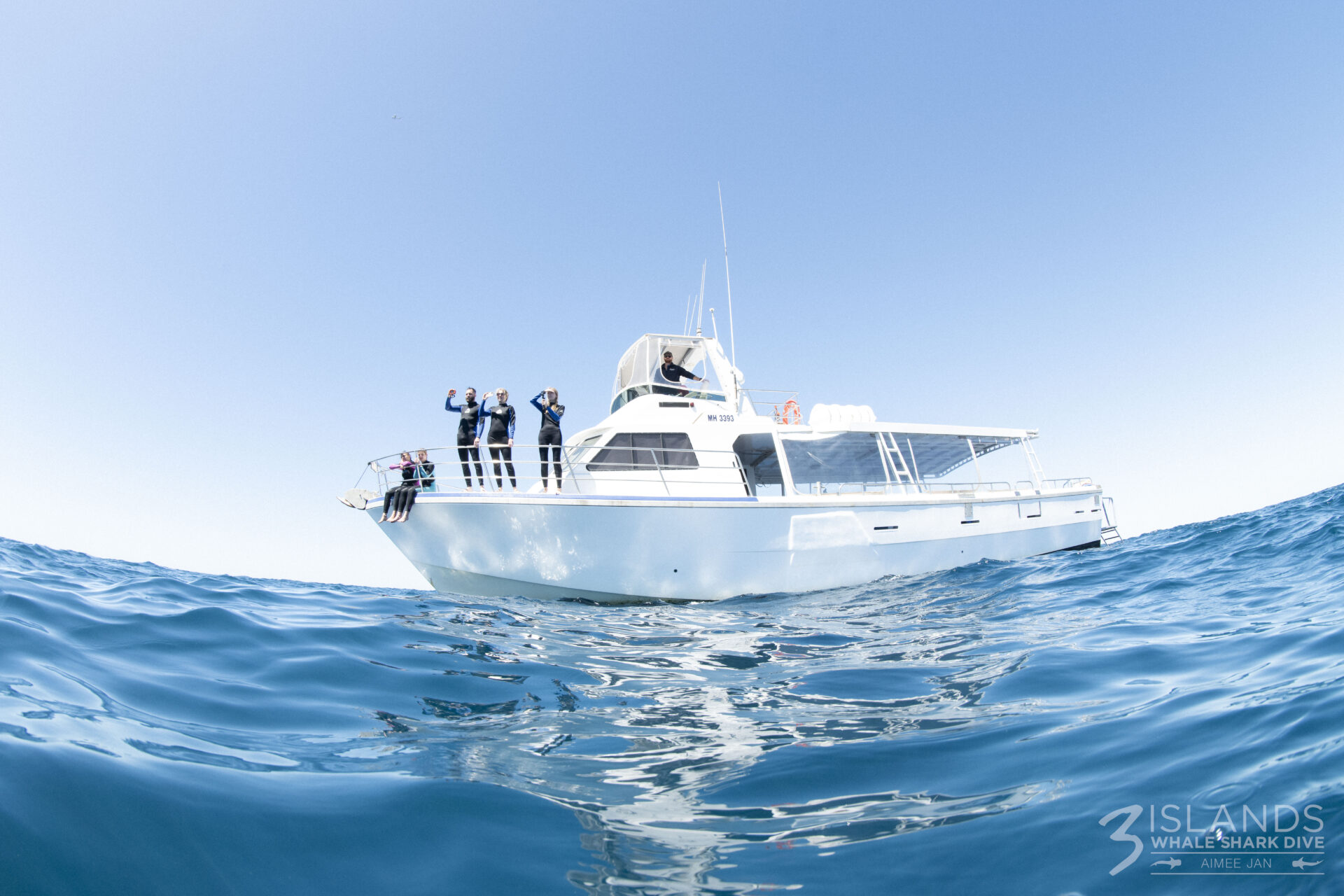 Explore Ningaloo Reef your way on a fully private adventure